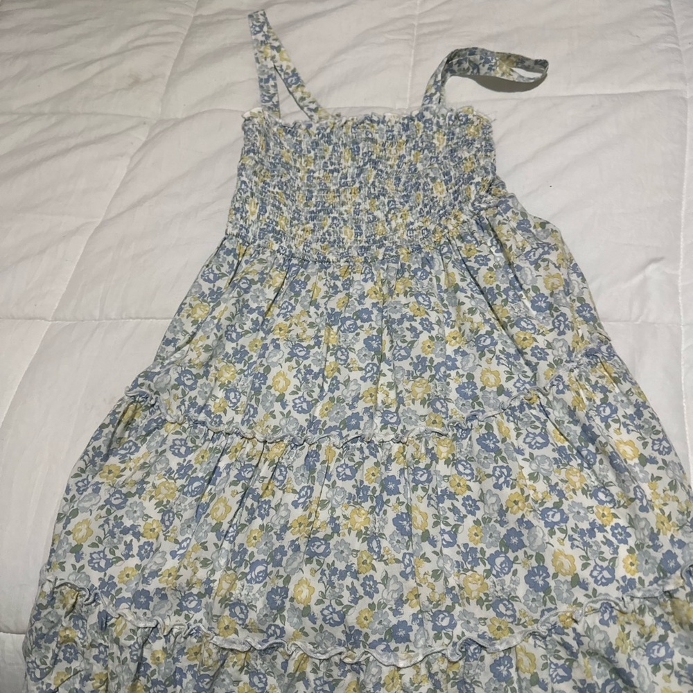 flowy floral dress w stretch on top